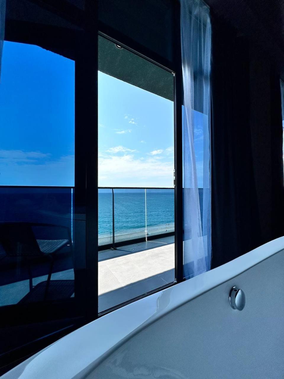 Hotel Black Sea Kobuleti Extérieur photo