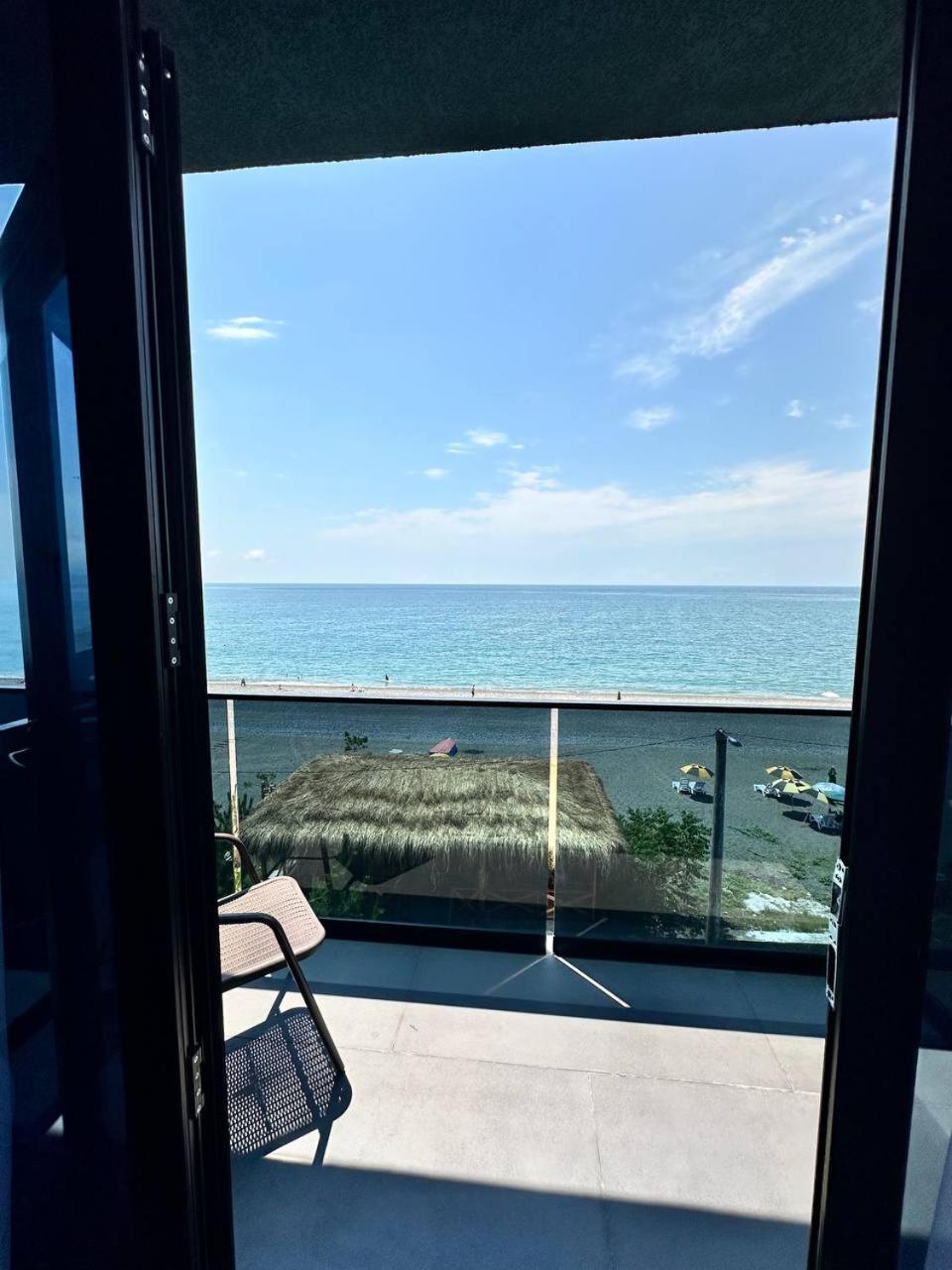 Hotel Black Sea Kobuleti Extérieur photo